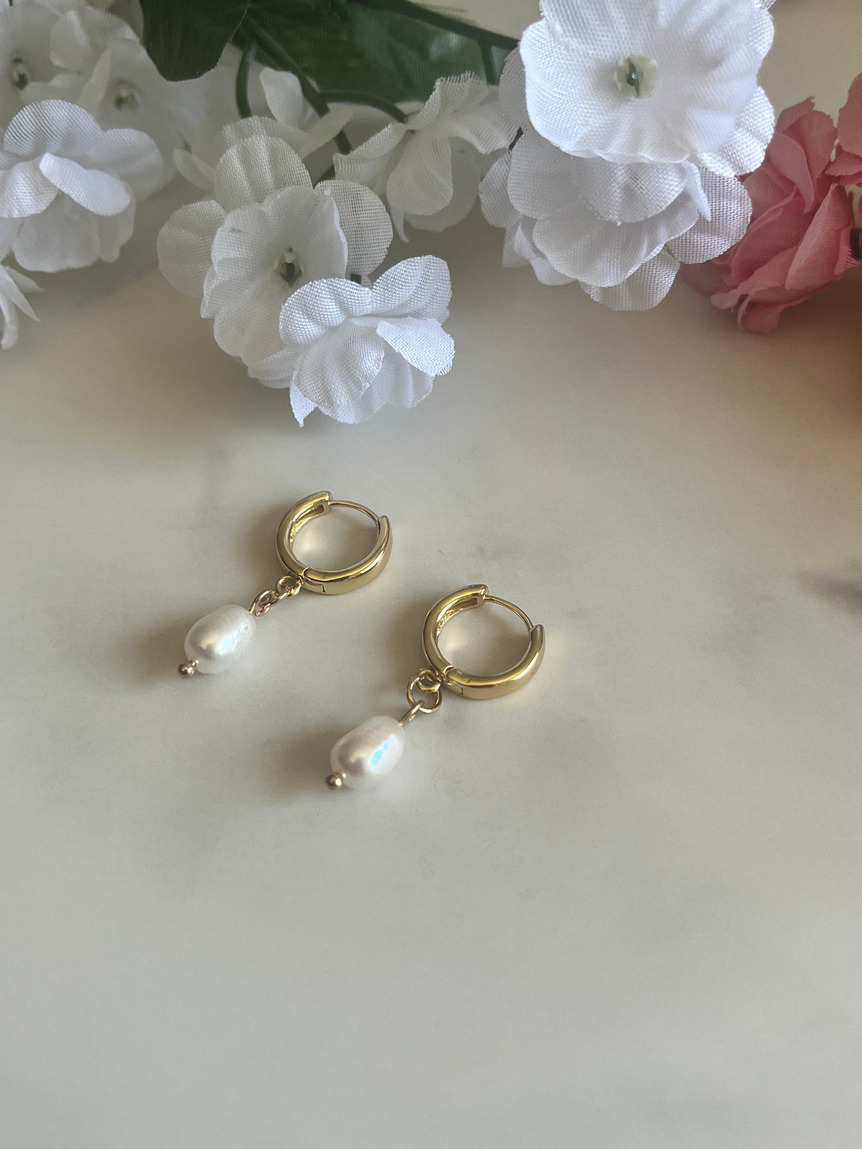 Gold Earrings 18K Dainty Pearl Huggies